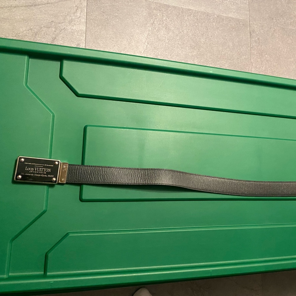 Louis Vuitton Damier Reversible Belt - Picture 3 of 6